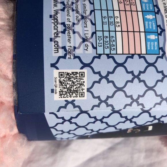 Women's Slipper Socks, New never worn - Picture 4 of 6